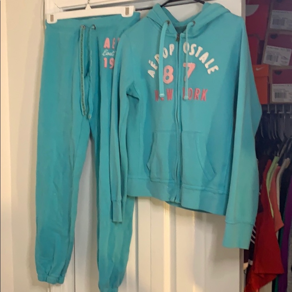 Aeropostale Jogging Suit Set